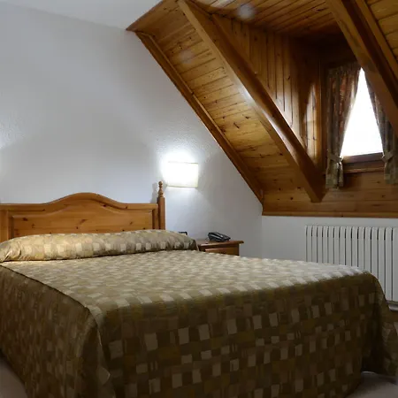 Hotel & Restaurante Pena 4*